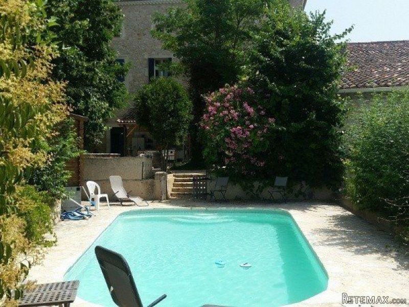 Maison De Maitre, 14 Bedrooms.. - 2