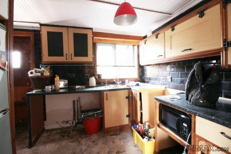 2 bedroom, Semi-detached House house.. - 2