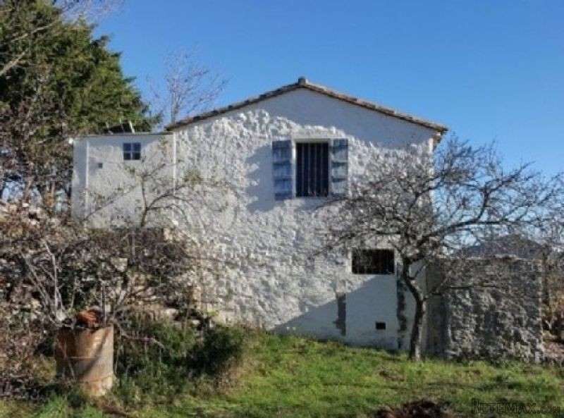 Stone Barn Property with Splendid Views