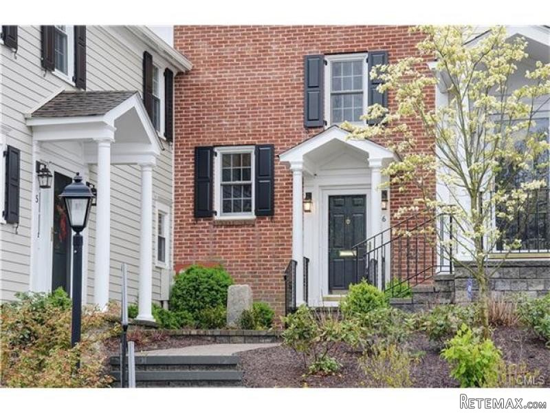 2 bedroom Apartment For Sale: 123.. - 2