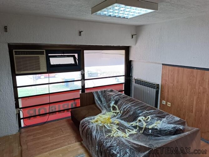 Ulični poslovni prostor Dubrava - 3