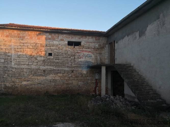 Žminj, započeta adaptacija dviju kuća - 4