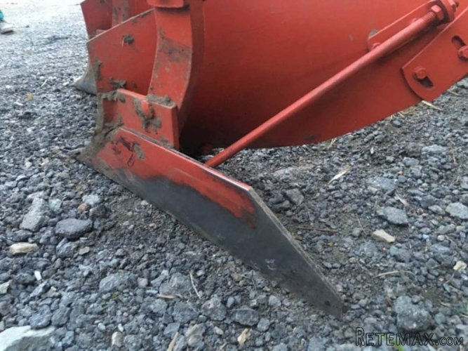 Prodajem plug Imt 755 - 4