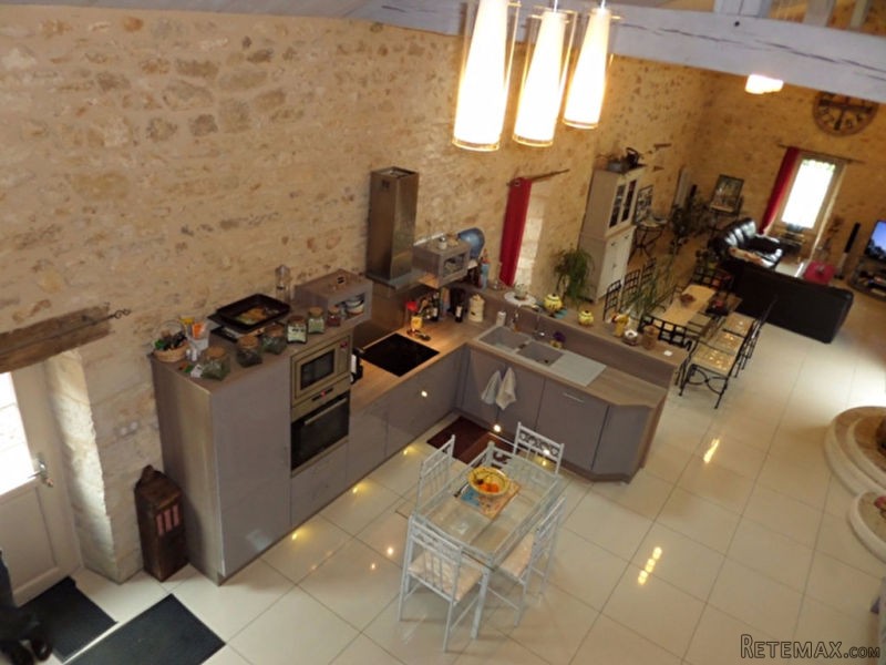 Luxurious Barn Conversion With.. - 2