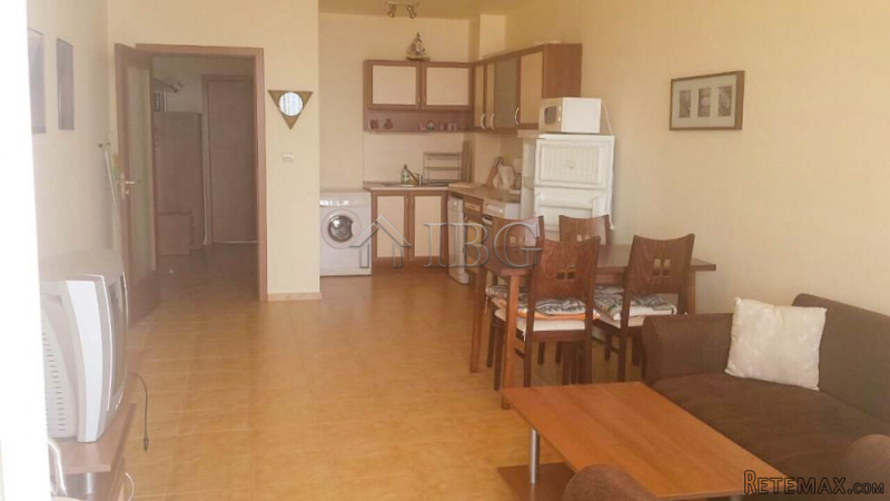 One bedroom apartment with stunning SEA.. - 2