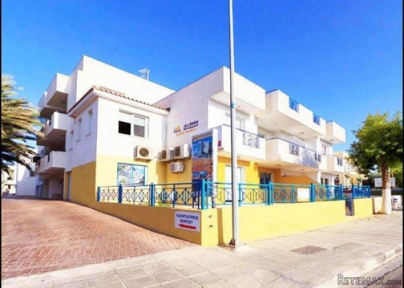 For Sale : First Floor Apartment -..