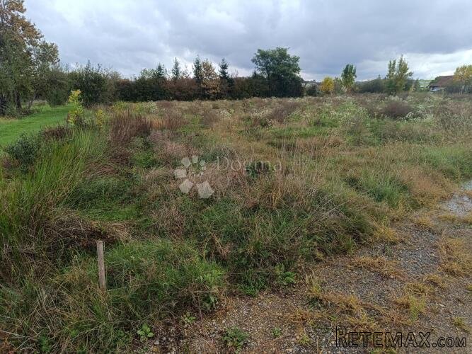 Povoljno građevinsko zemljište