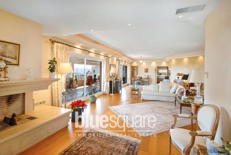 Stunning 229 m2 Penthouse 15mn away.. - 2