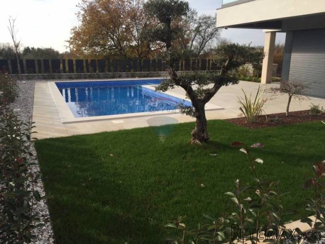 Prekrasna vila s bazenom, 500m od plaže - 3
