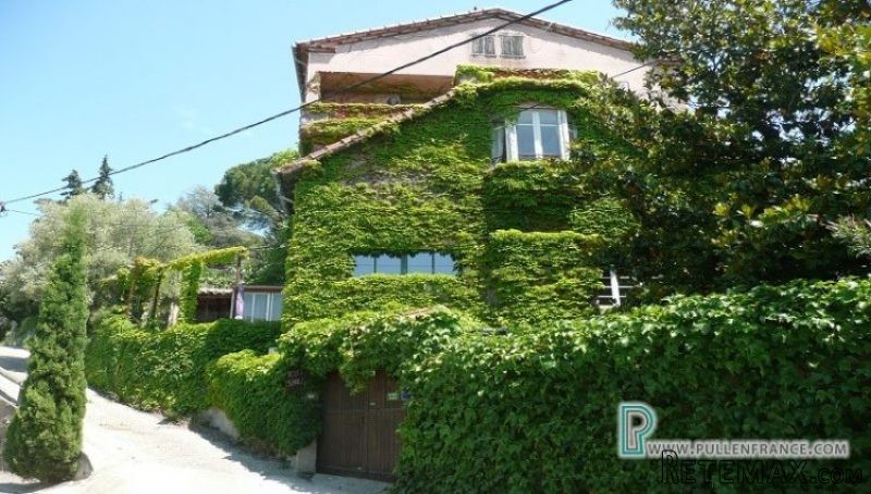 Unique Property On Large Grounds With.. - 2