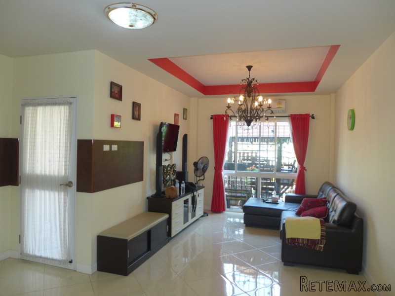 Modern quality 3 bed, 3 bath townhouse.. - 2