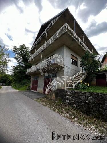 Obiteljska kuća Knin