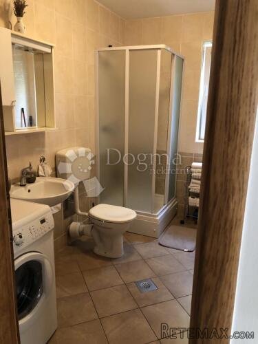 SOLINE APARTMAN U PRIZEMLJU - 7