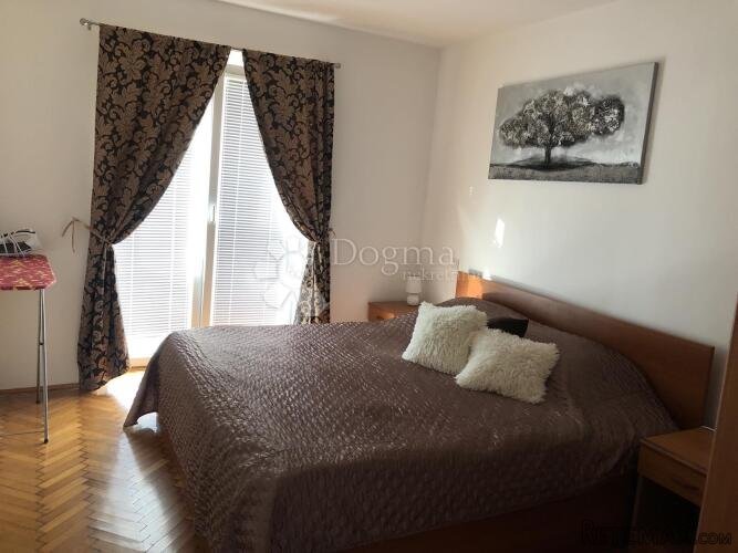SOLINE APARTMAN U PRIZEMLJU - 8