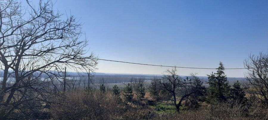 Plac sa pogledom na Dunav-Belegis - 11