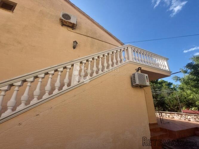 Kuća sa 5 apartmana - 2