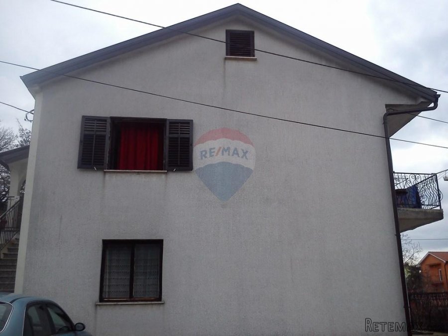 Matulji, Trinajstići samostojeća kuća sa 4 stana - 3