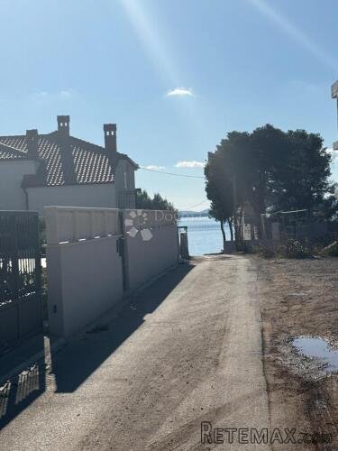PRODAJE SE DVOETAŽNI APARTMAN PETRČANE NOVOGRADNJA - 3