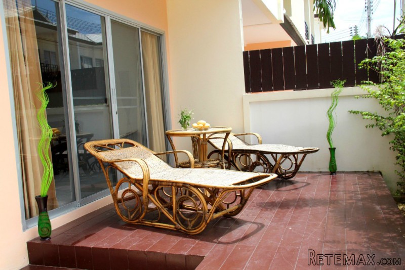 A Nice 3-Bedroom Town Home near Laguna - 2