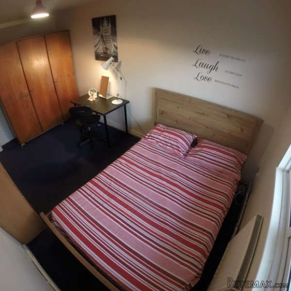 Lovely Double Bedroom In Nice East..