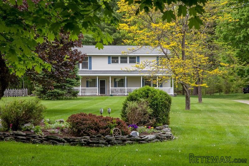 3 bedroom House For Sale: 822 Pumpkin..