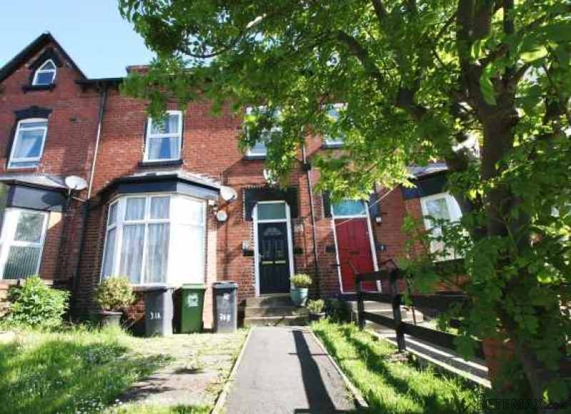 4 bedroom, Flat house for sale