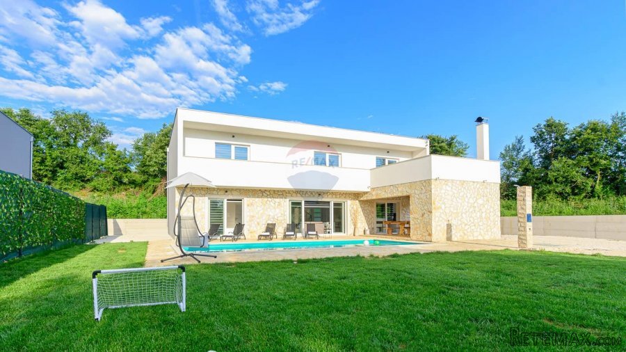 Istra, okolica Svetvinčenta, moderna villa s bazenom - 2