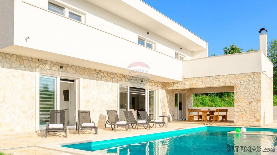Istra, okolica Svetvinčenta, moderna villa s bazenom - 3