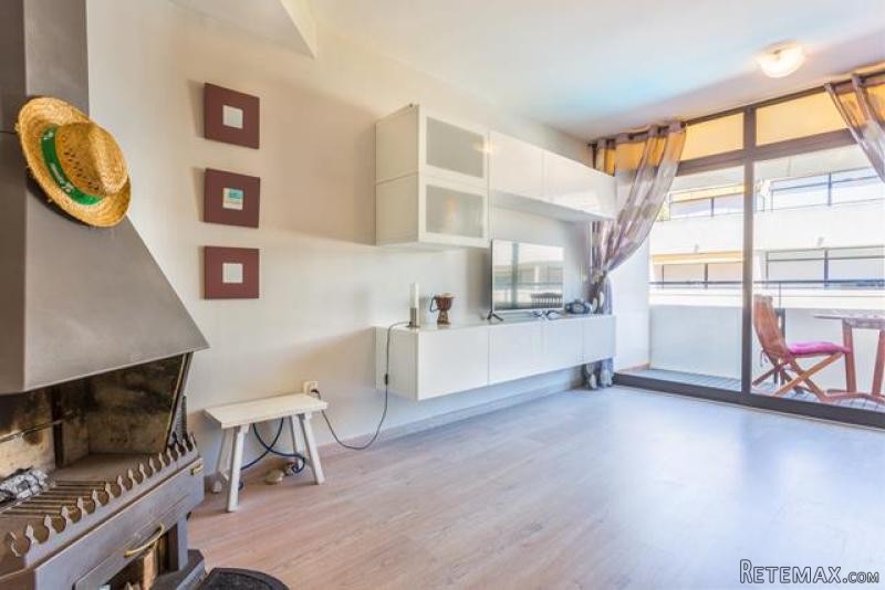2 Bedroom Apartment in Javea - 2