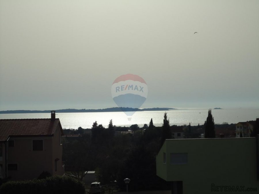 FAŽANA, STAMBENO POSLOVNA KUĆA SA APARTMANIMA I SOBAMA- POGL - 7