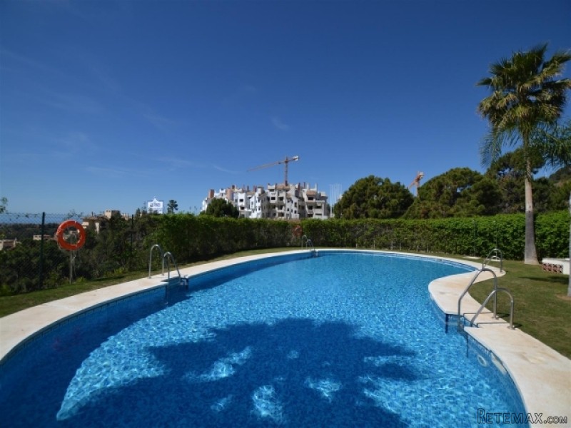 2 Bedroom Apartment For Sale In La.. - 2