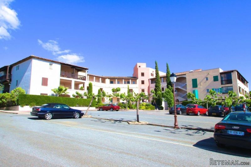 Sale Apartment - Roquebrune-sur-Argens