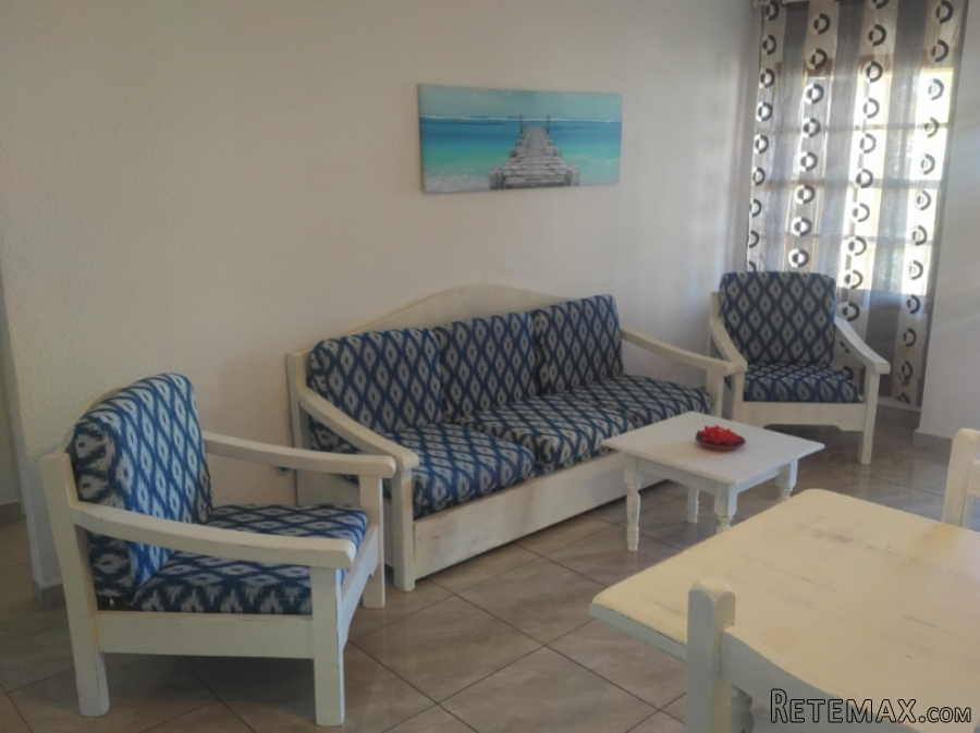 Apartamento en Pueblo Canario en Las Américas. Se compone.. - 2