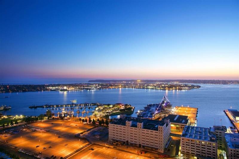 700 W E Street, 3401 San Diego.. - 2