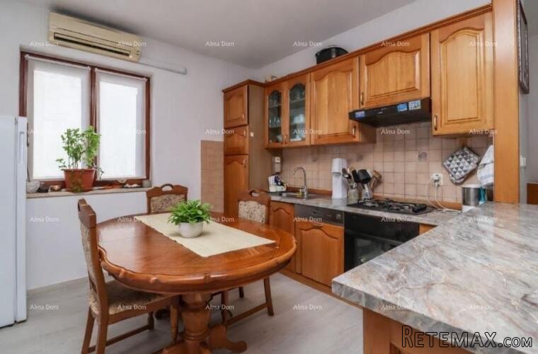 Rovinj – nekretnina s dva stana s pogledom na more i p.. - 4