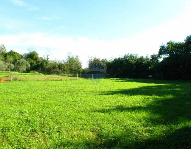 ISTRA, PULA GRAĐEVINSKA PARCELA 535 M2 - 2