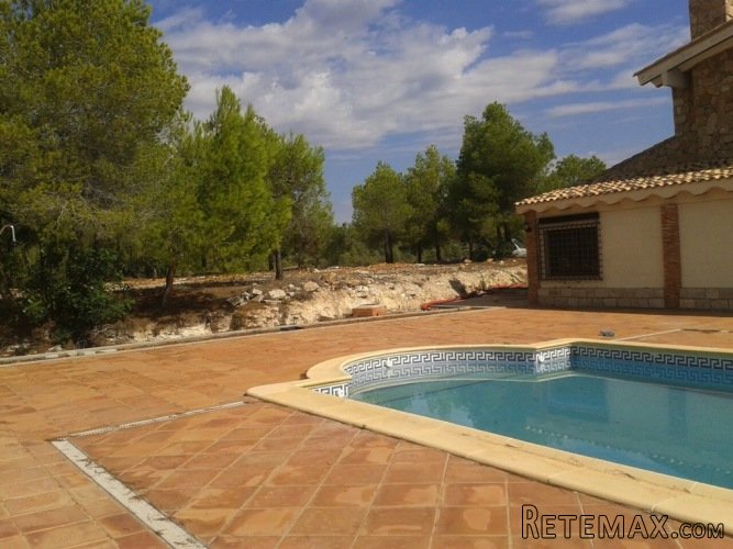 N ° Bedrooms 5. N ° Bathrooms 3. Library. Built-598m2, l.. - 2