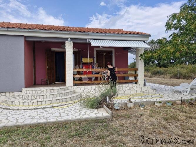 KUĆICA ZA ODMOR - 2