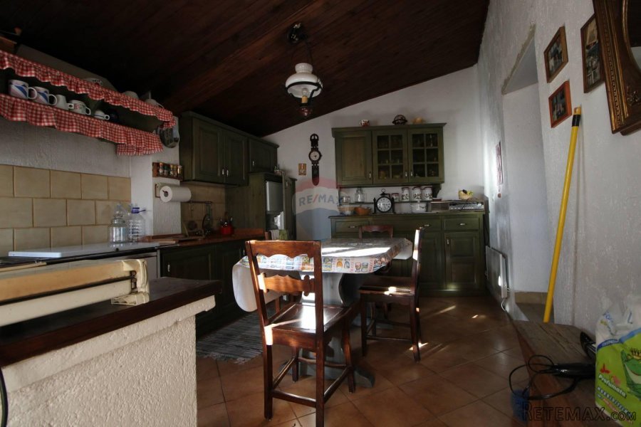 Motovun okolica, autohtona kuća s pogledom na Motovun - 5