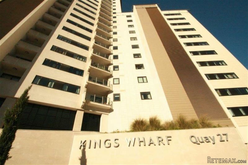 3 bed apartment in Kings Wharf