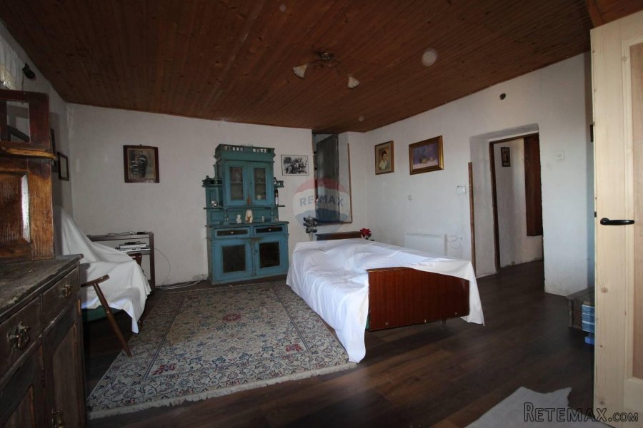 Motovun okolica, autohtona kuća s pogledom na Motovun - 7