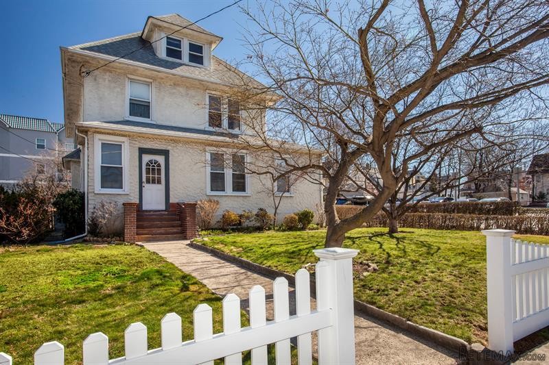 6 bedroom Flat For Sale: 50 Waller..