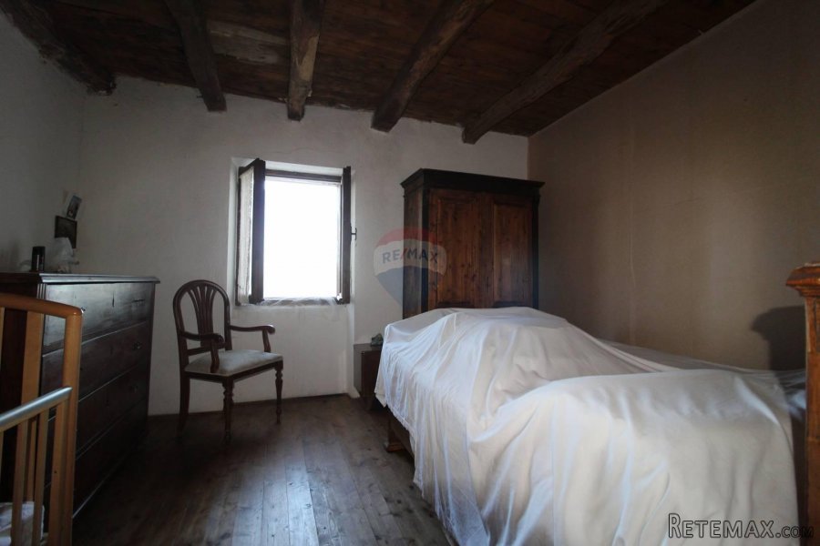 Motovun okolica, autohtona kuća s pogledom na Motovun - 8