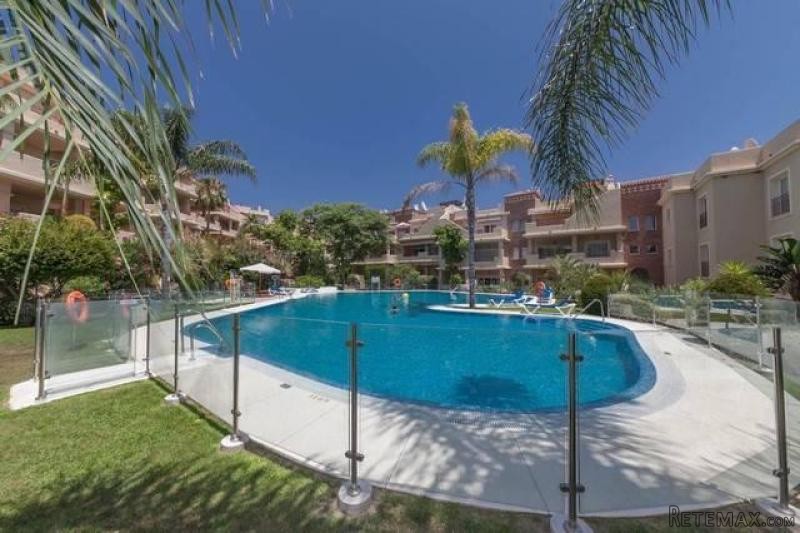 3 bedroom apartment for sale - 2