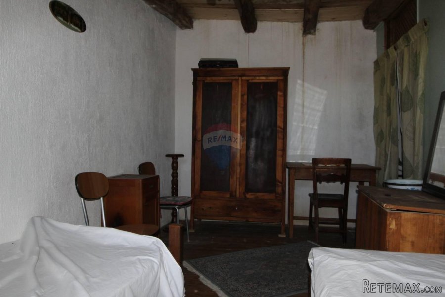 Motovun okolica, autohtona kuća s pogledom na Motovun - 9