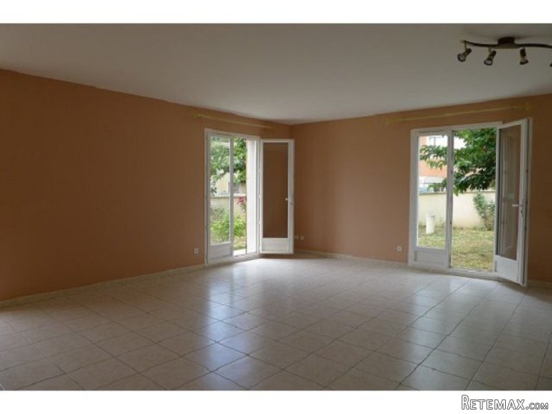 3 Bedroom Villa With Garden, Terrace.. - 2