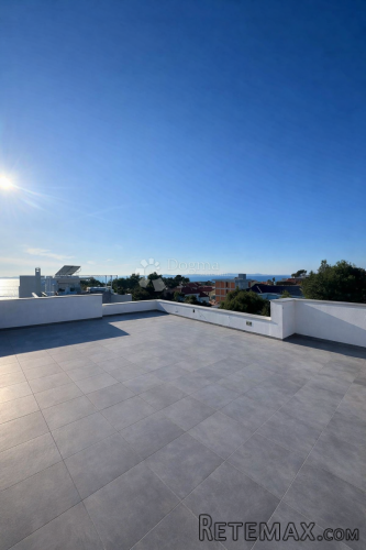 Petrčane - Ekskluzivni penthouse 110 m², 80m od mora - 2