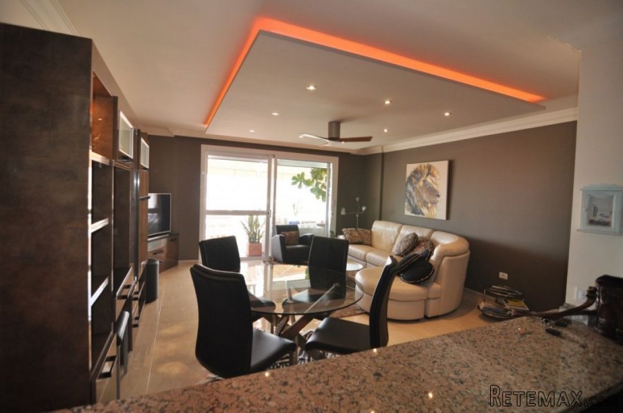Apartamento de lujo en Sunset at Torviscas Alto. Consta de.. - 3
