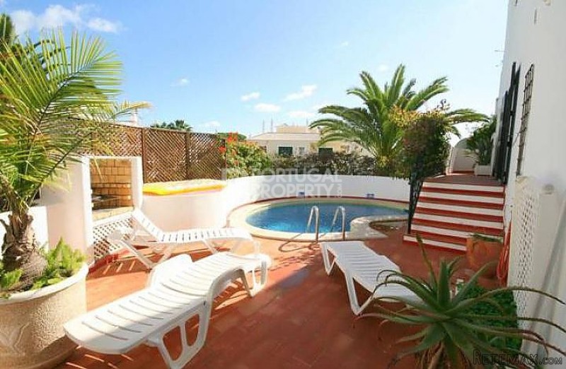 2 Bedroom Apartment With its Own Pool