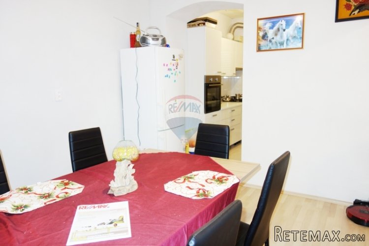 Istra, Pula, kvalitetno renoviran starogradski stan iznad... - 3